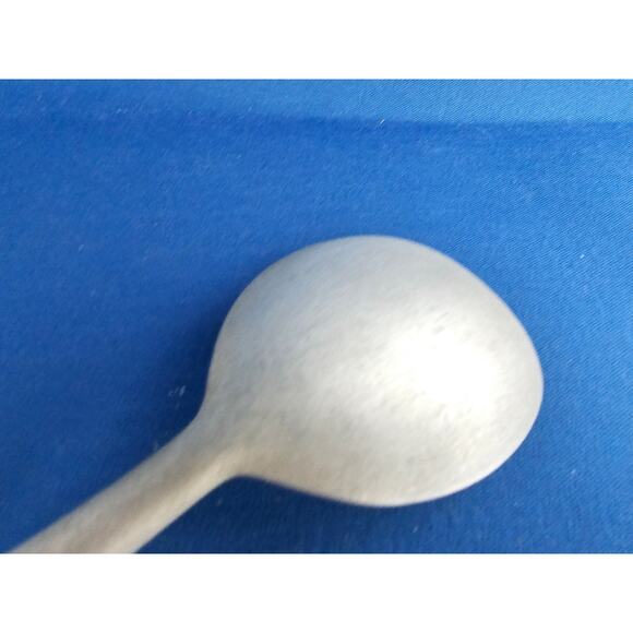 Vintage Aluminum Ice Cream Scoop - 8-3/4 inches long - Picture 5 of 8